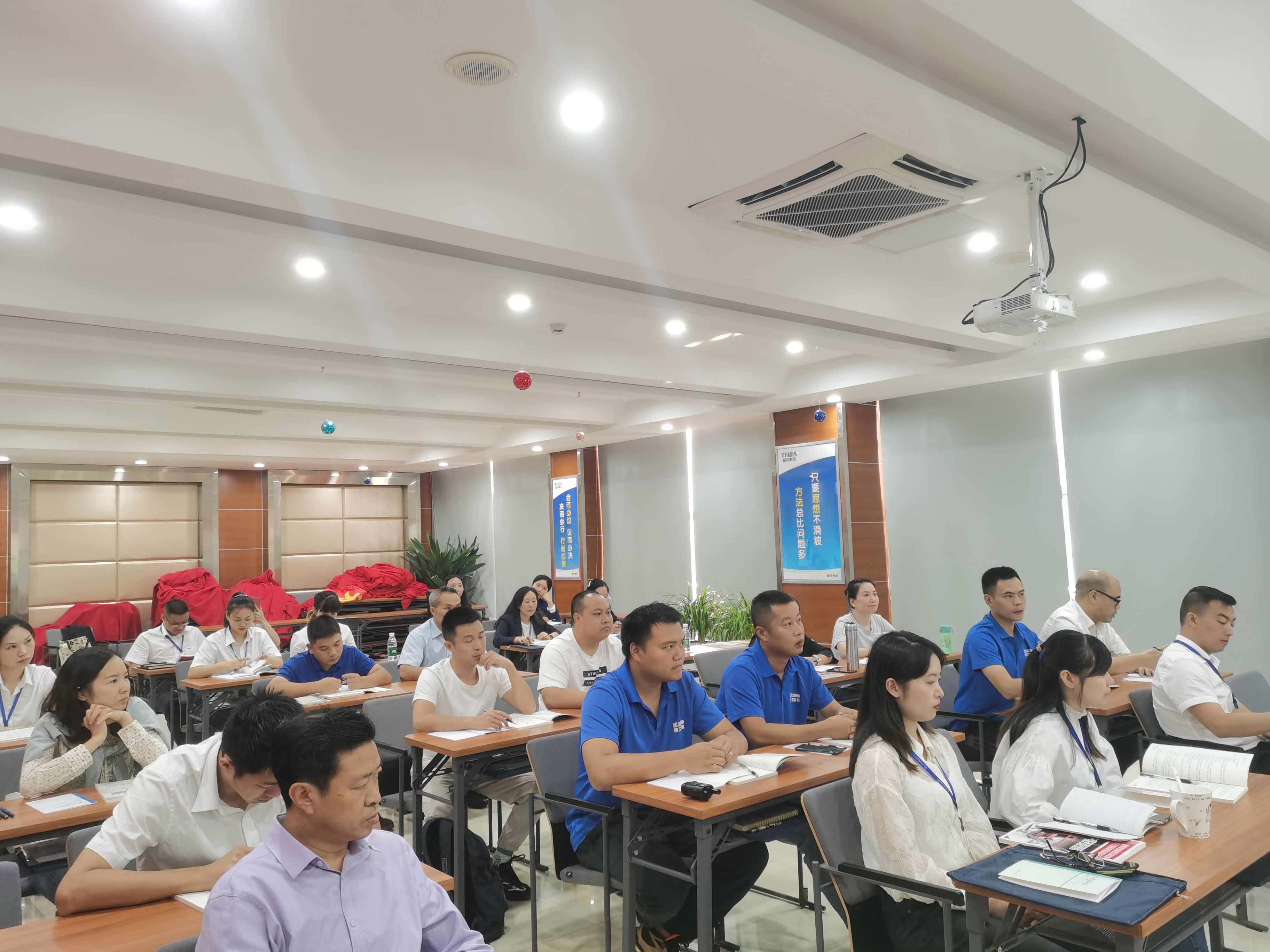 提升職業(yè)技能 強(qiáng)化學(xué)習(xí)賦能——智邦集團(tuán)開展高級(jí)客戶服務(wù)管理師培訓(xùn)