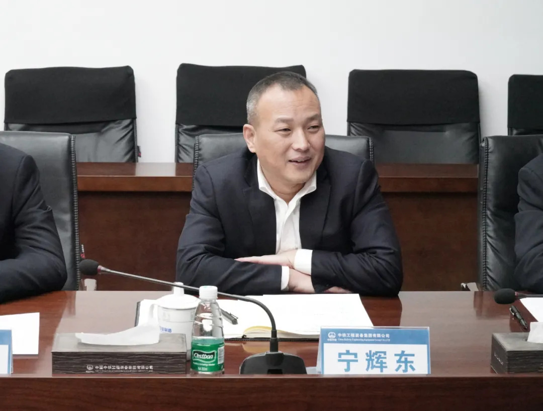 喜訊！重慶宇隧與中鐵裝備再次合作，成功簽約兩臺盾構機！