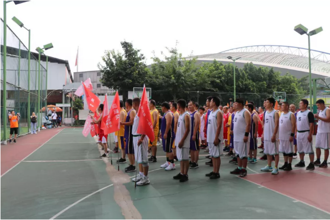 迎籃而上，挑戰(zhàn)自我