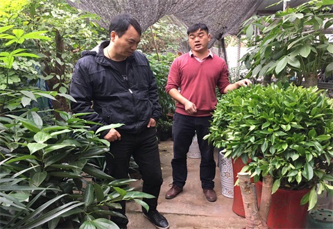 厲行節(jié)約 親臨市場(chǎng)