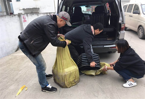 厲行節(jié)約 親臨市場(chǎng)